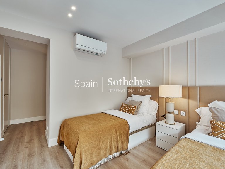 Apartment for Sale in Madrid, Madrid 24