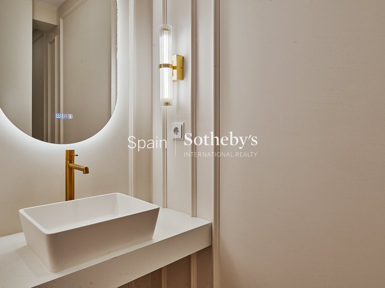 Apartment for Sale in Madrid, Madrid 29