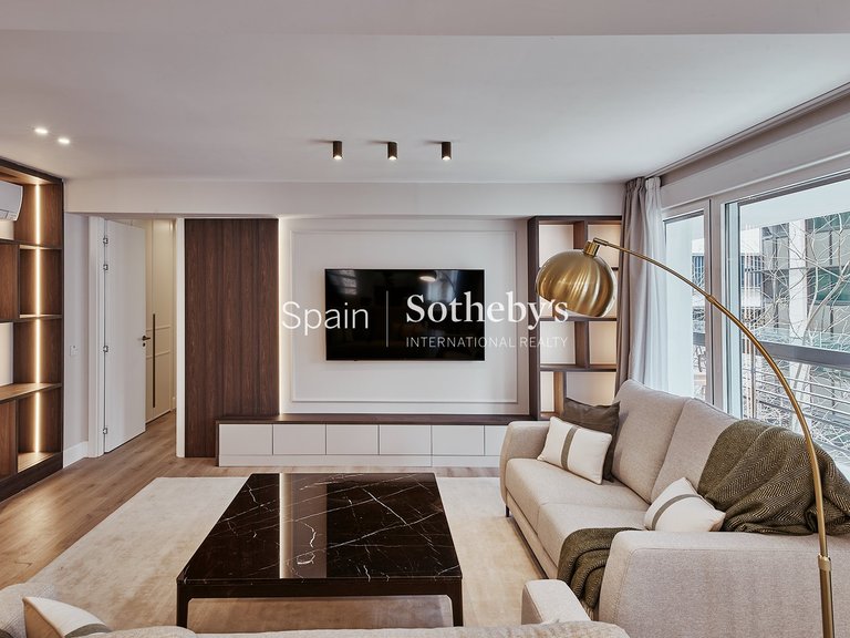 Apartment for Sale in Madrid, Madrid 2