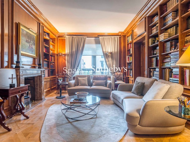 Apartment for Sale in Madrid, Madrid 6