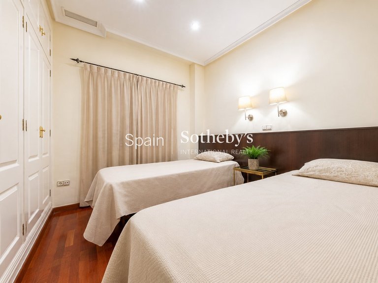 Apartment for Sale in Alicante, Alicante 9