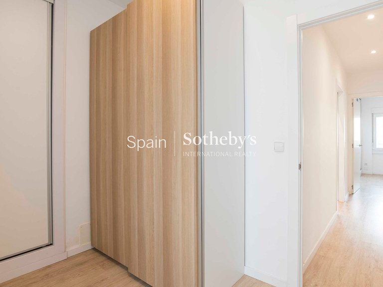 Apartment for Sale in Madrid, Madrid 24