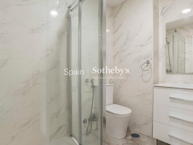 Apartment for Sale in Madrid, Madrid 29