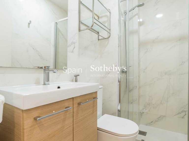 Apartment for Sale in Madrid, Madrid 28