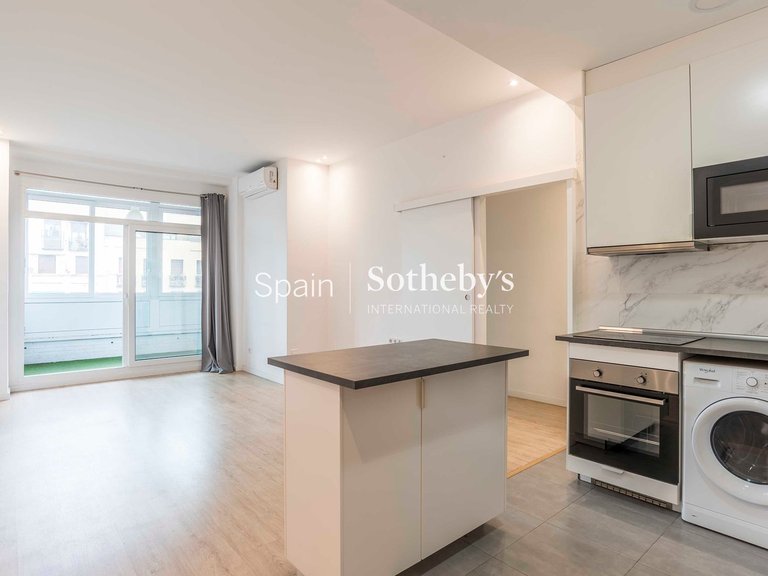 Apartment for Sale in Madrid, Madrid 12