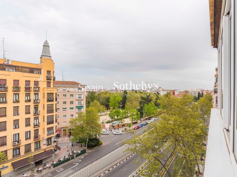 Apartment for Sale in Madrid, Madrid 2