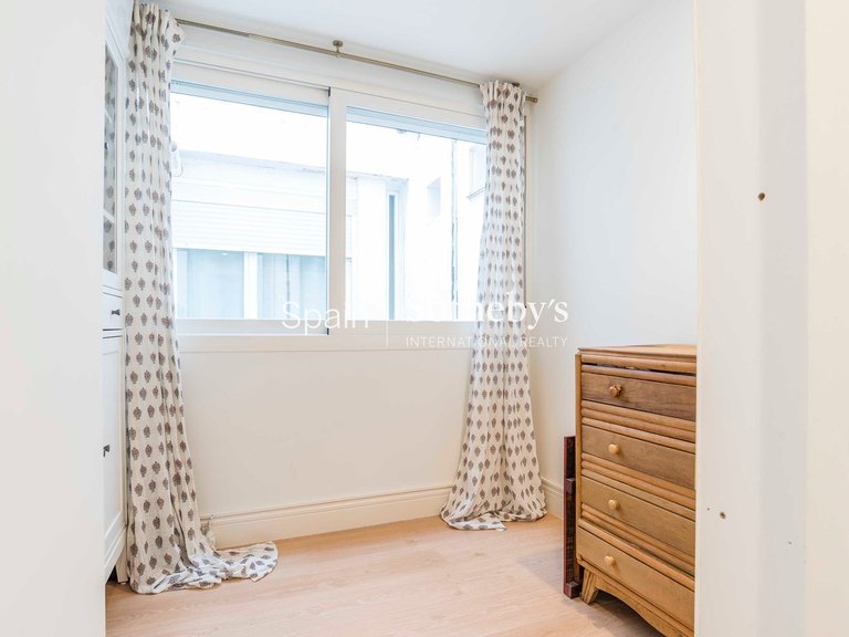 Apartment for Sale in Madrid, Madrid 22