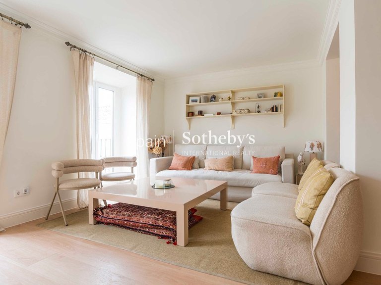 Apartment for Sale in Madrid, Madrid 5