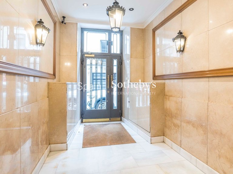 Apartment for Sale in Madrid, Madrid 36