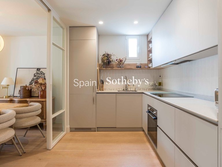 Apartment for Sale in Madrid, Madrid 13