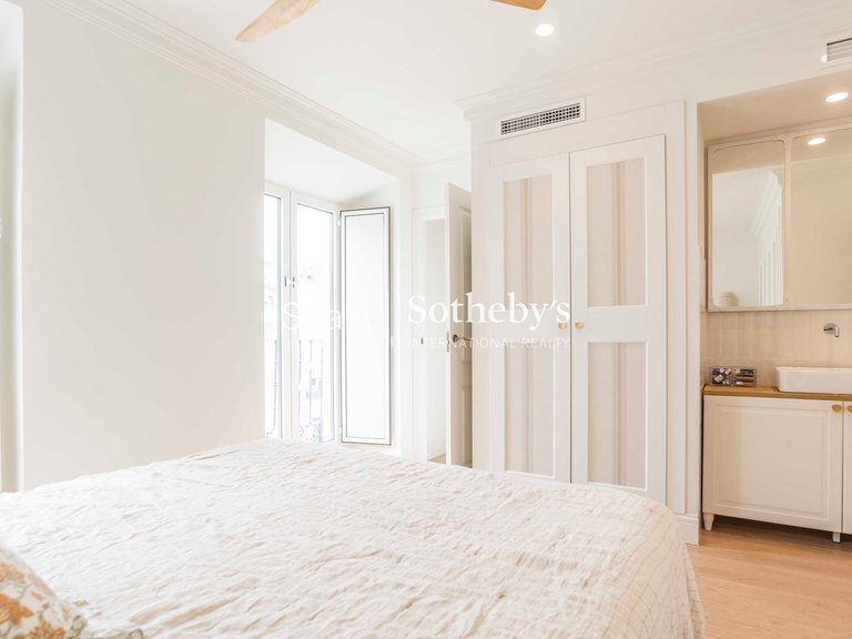 Apartment for Sale in Madrid, Madrid 17