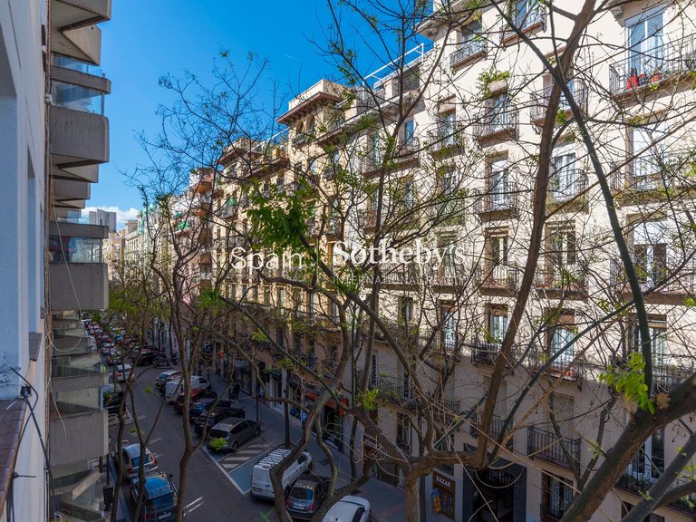Apartment for Sale in Madrid, Madrid 42