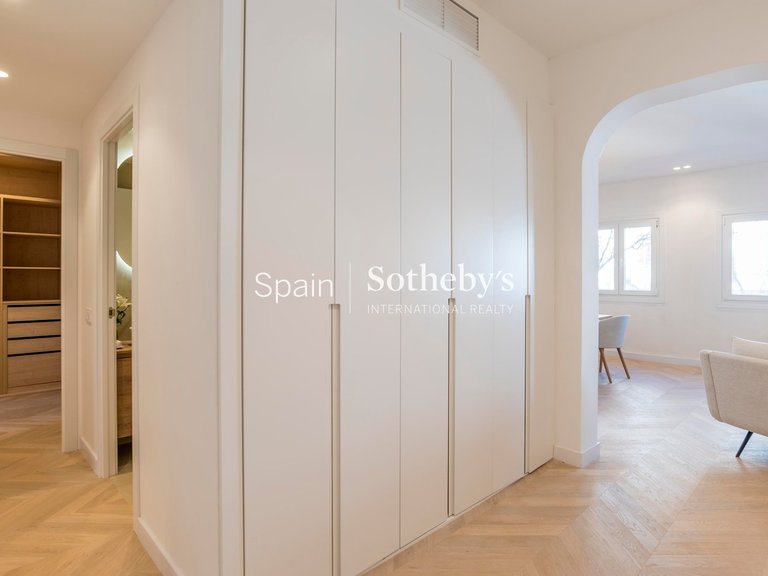 Apartment for Sale in Madrid, Madrid 24