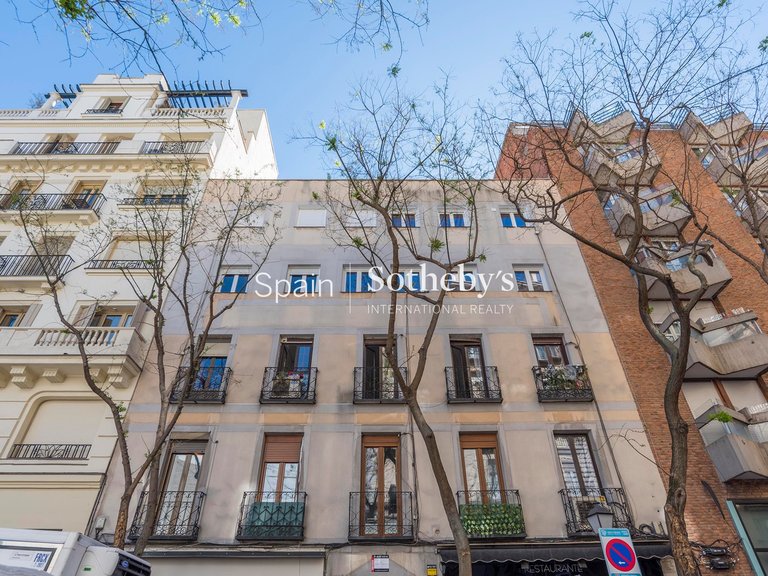Apartment for Sale in Madrid, Madrid 43