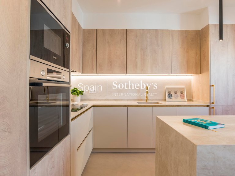 Apartment for Sale in Madrid, Madrid 14