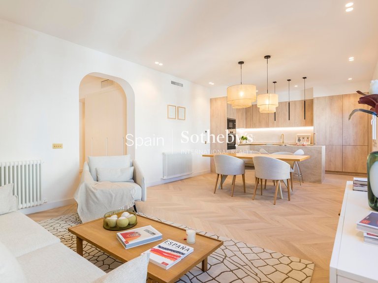 Apartment for Sale in Madrid, Madrid 6