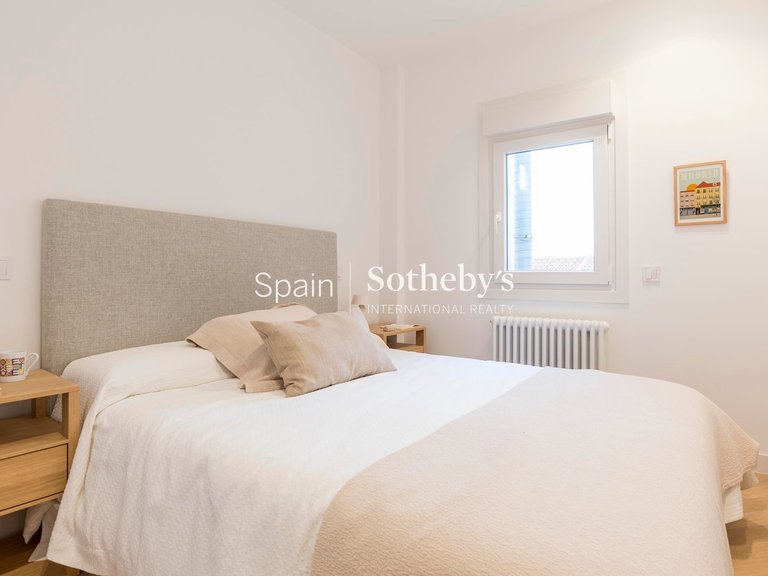 Apartment for Sale in Madrid, Madrid 27
