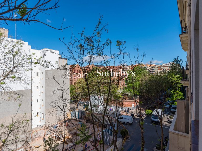 Apartment for Sale in Madrid, Madrid 41