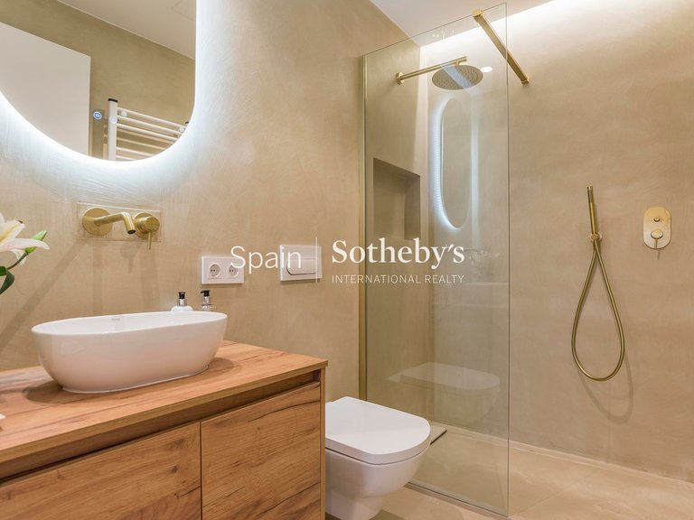 Apartment for Sale in Madrid, Madrid 34