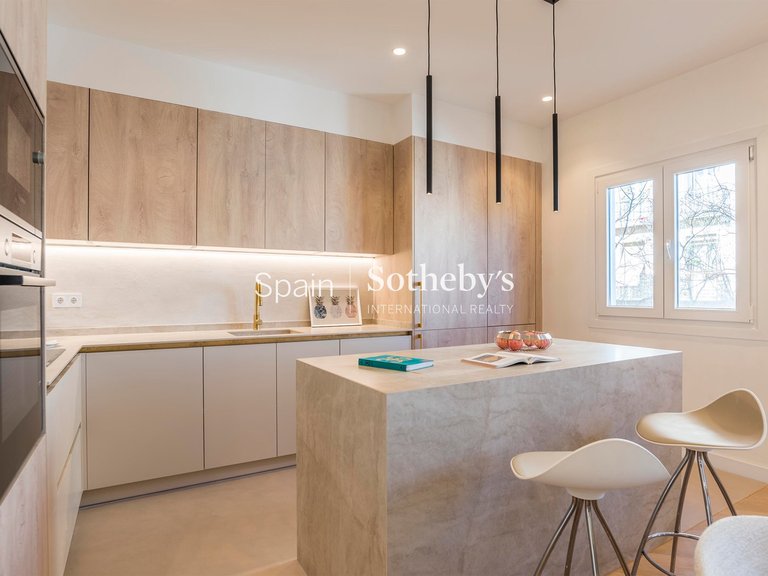 Apartment for Sale in Madrid, Madrid 13