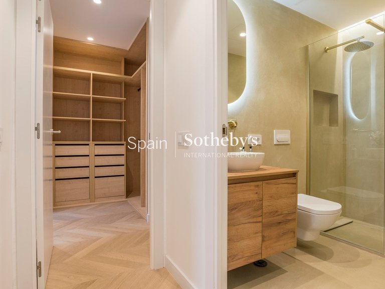 Apartment for Sale in Madrid, Madrid 30