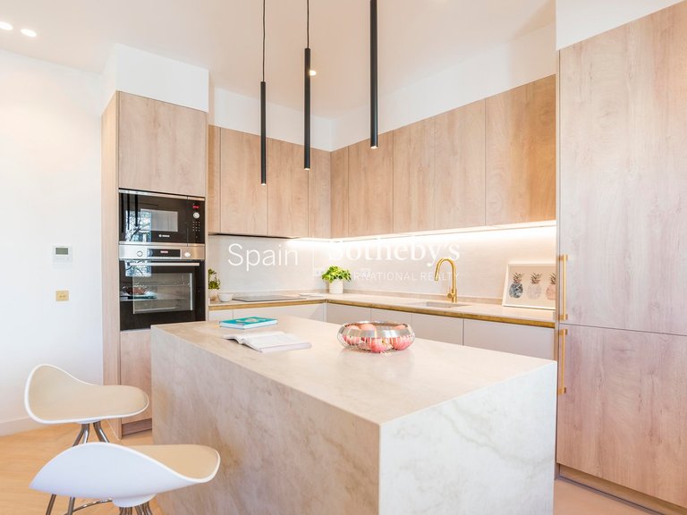 Apartment for Sale in Madrid, Madrid 12