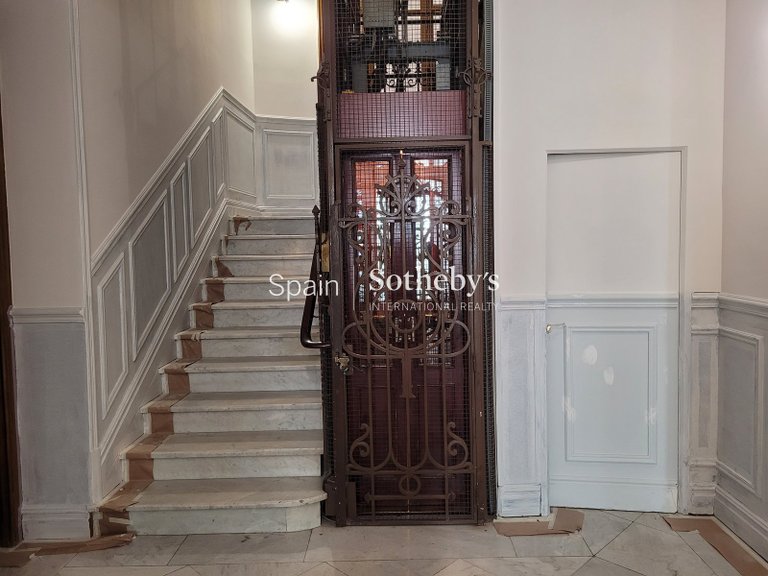 Apartment for Sale in Madrid, Madrid 19