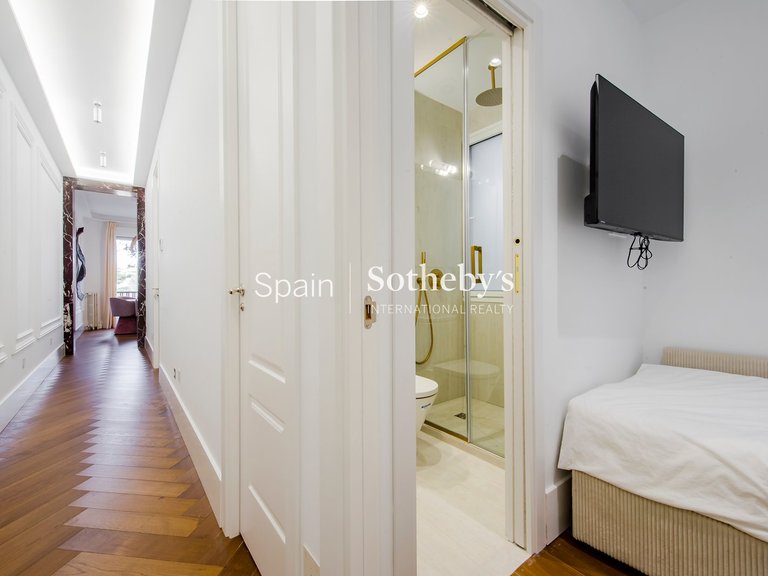 Apartment for Sale in Madrid, Madrid 30
