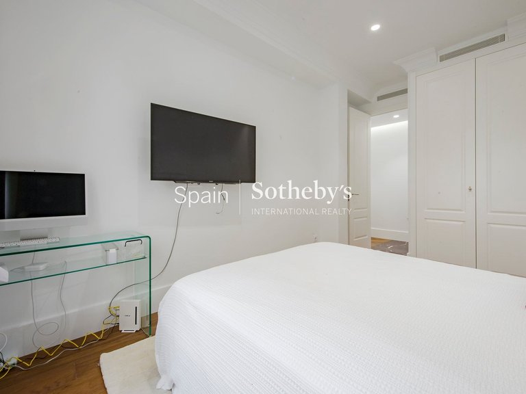 Apartment for Sale in Madrid, Madrid 19