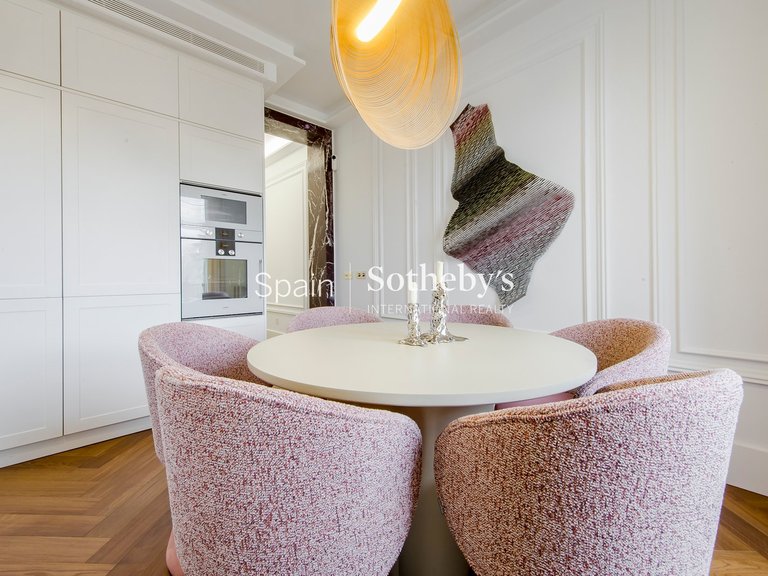 Apartment for Sale in Madrid, Madrid 8