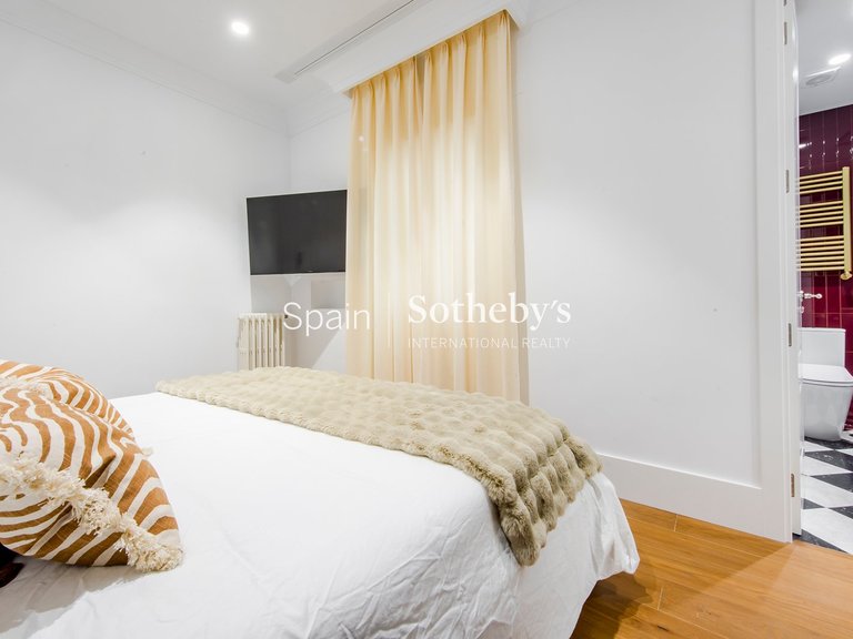 Apartment for Sale in Madrid, Madrid 36