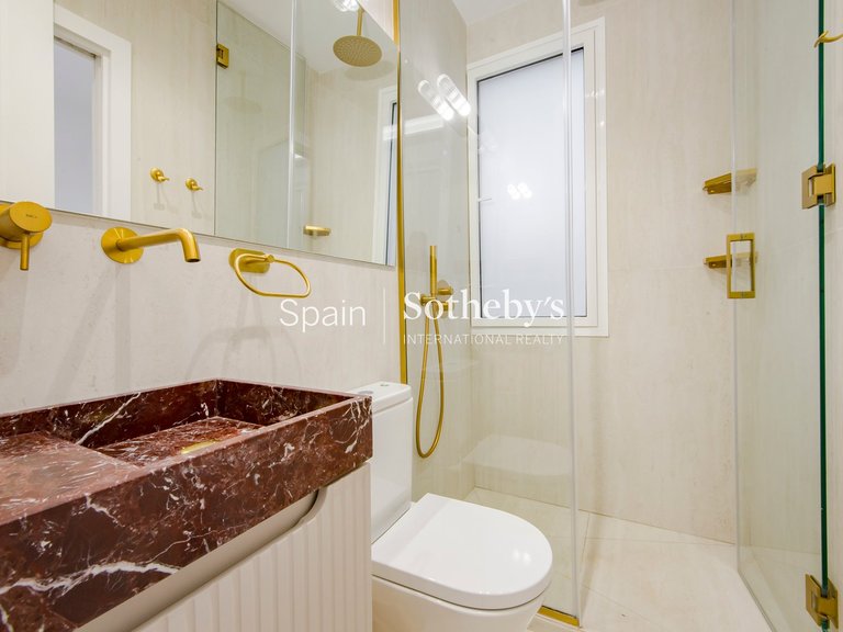 Apartment for Sale in Madrid, Madrid 34