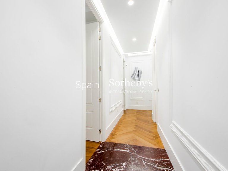 Apartment for Sale in Madrid, Madrid 9