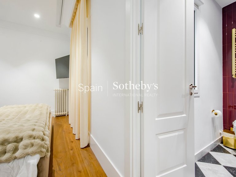 Apartment for Sale in Madrid, Madrid 15