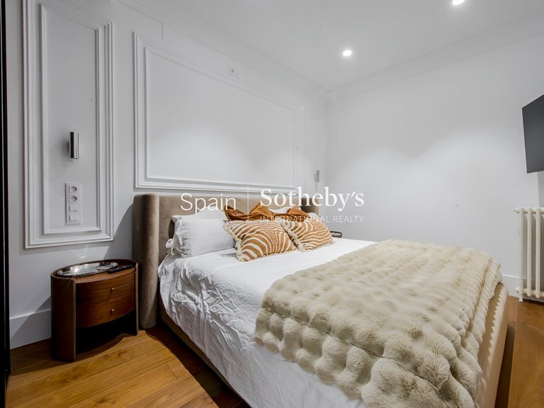 Apartment for Sale in Madrid, Madrid 13