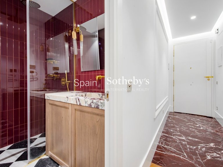 Apartment for Sale in Madrid, Madrid 29