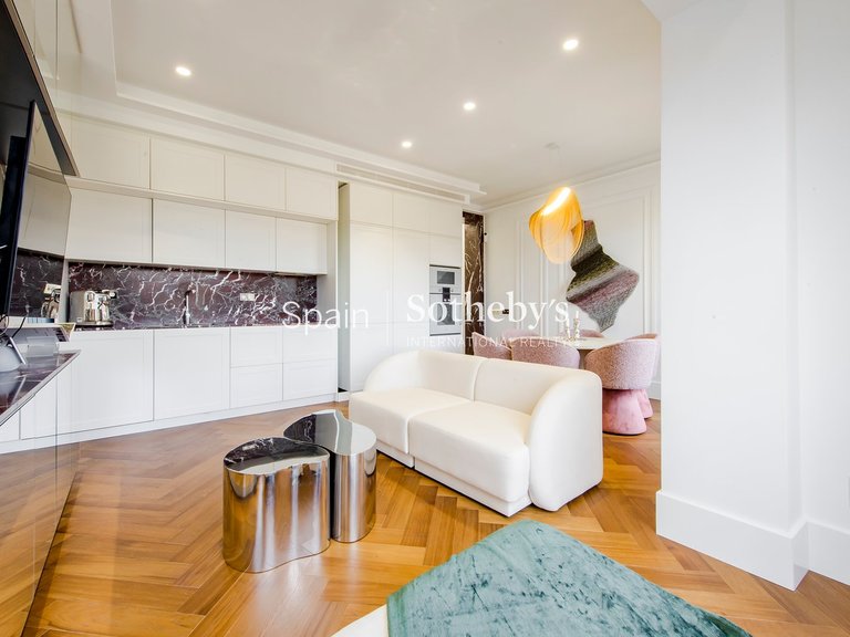 Apartment for Sale in Madrid, Madrid 2