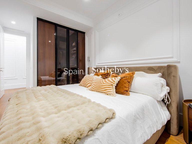 Apartment for Sale in Madrid, Madrid 12