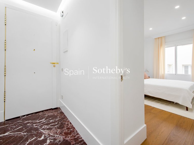 Apartment for Sale in Madrid, Madrid 16