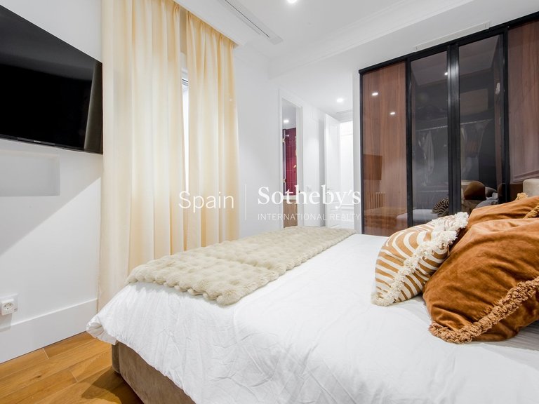 Apartment for Sale in Madrid, Madrid 14