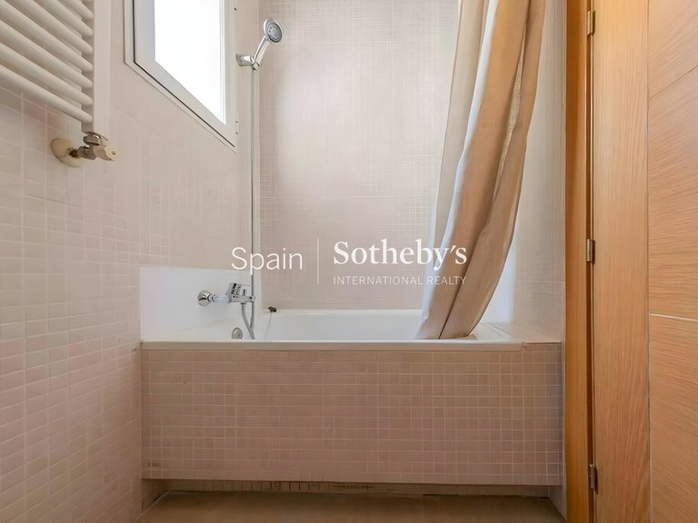 Apartment for Sale in Madrid, Madrid 7