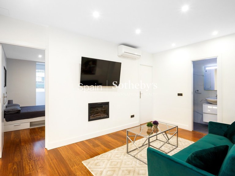 Apartment for Sale in Madrid, Madrid 5