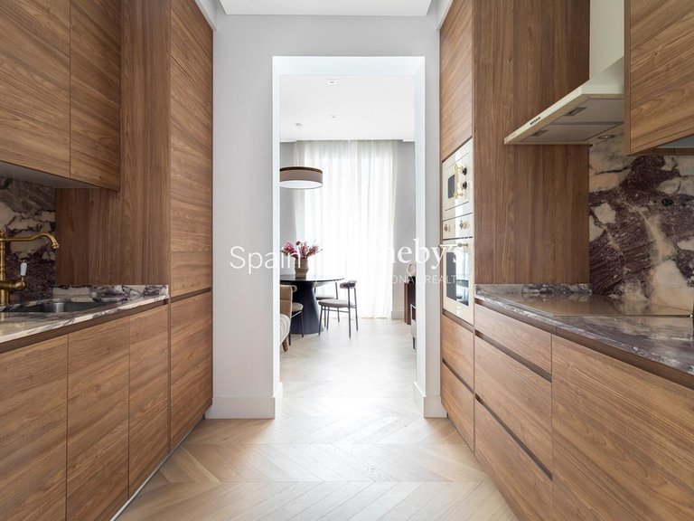 Apartment for Sale in Madrid, Madrid 2