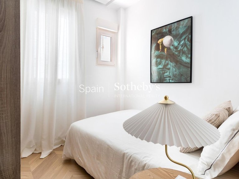 Apartment for Sale in Madrid, Madrid 13