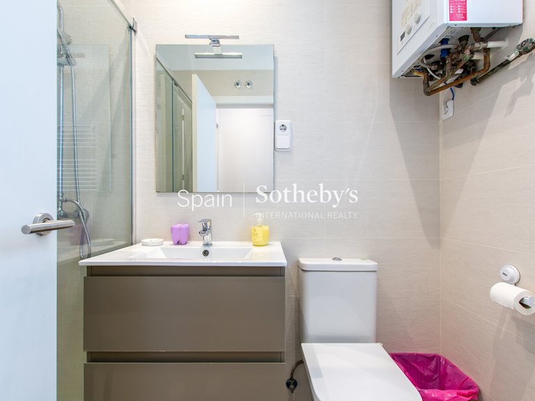 Apartment for Sale in Madrid, Madrid 24