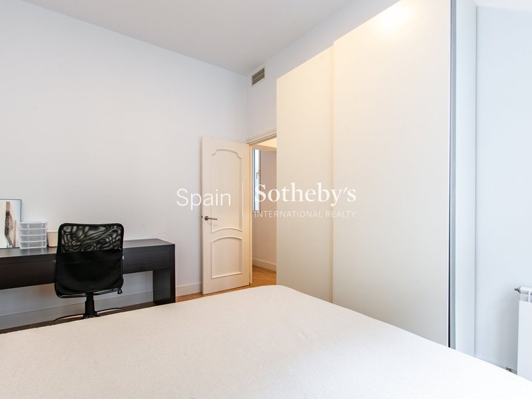 Apartment for Sale in Madrid, Madrid 17