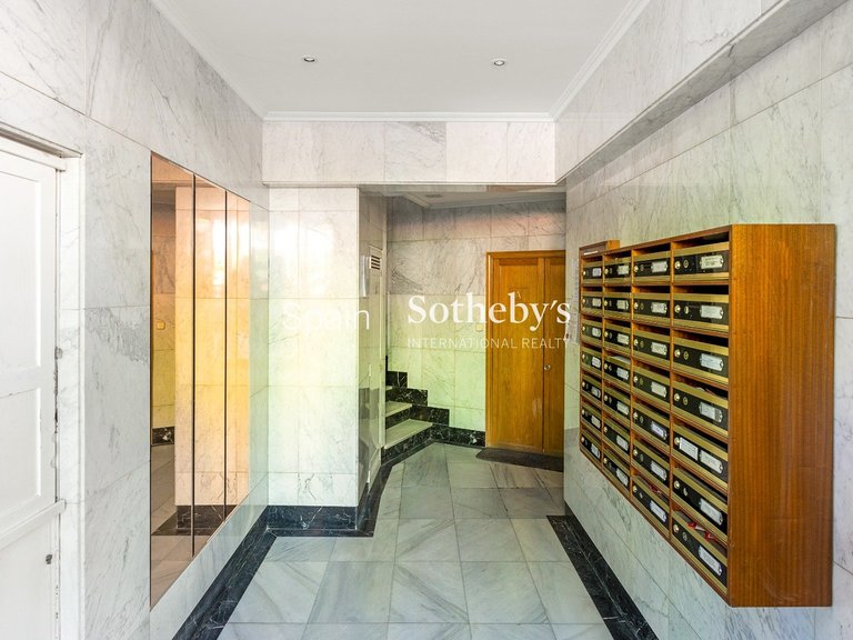 Apartment for Sale in Madrid, Madrid 28