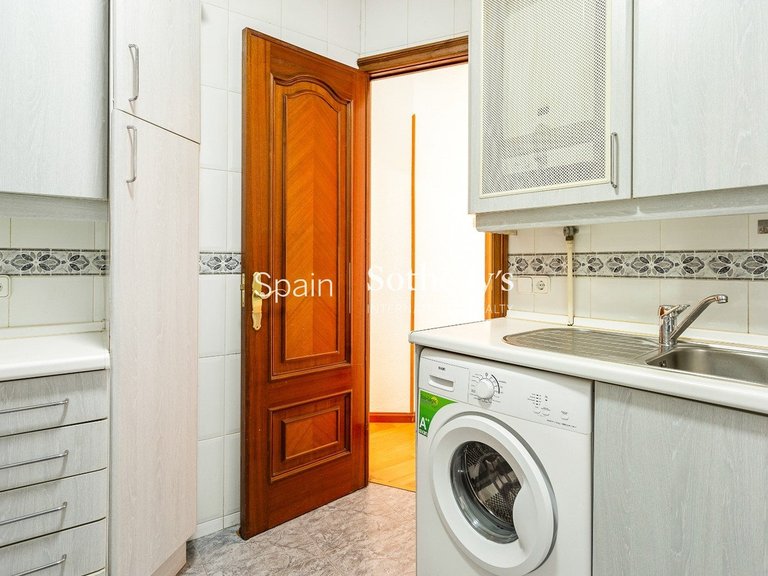 Apartment for Sale in Madrid, Madrid 24
