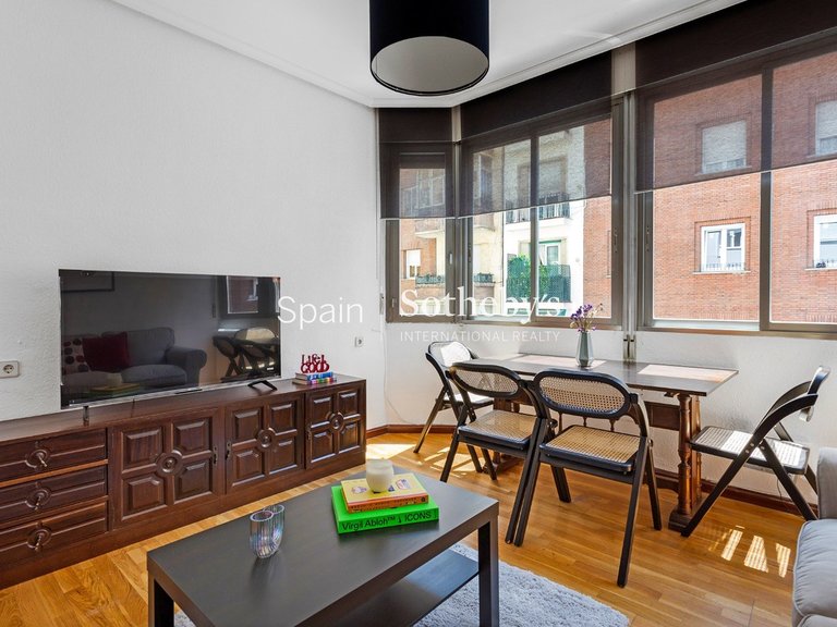 Apartment for Sale in Madrid, Madrid 2