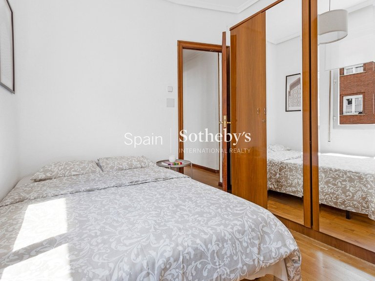 Apartment for Sale in Madrid, Madrid 17